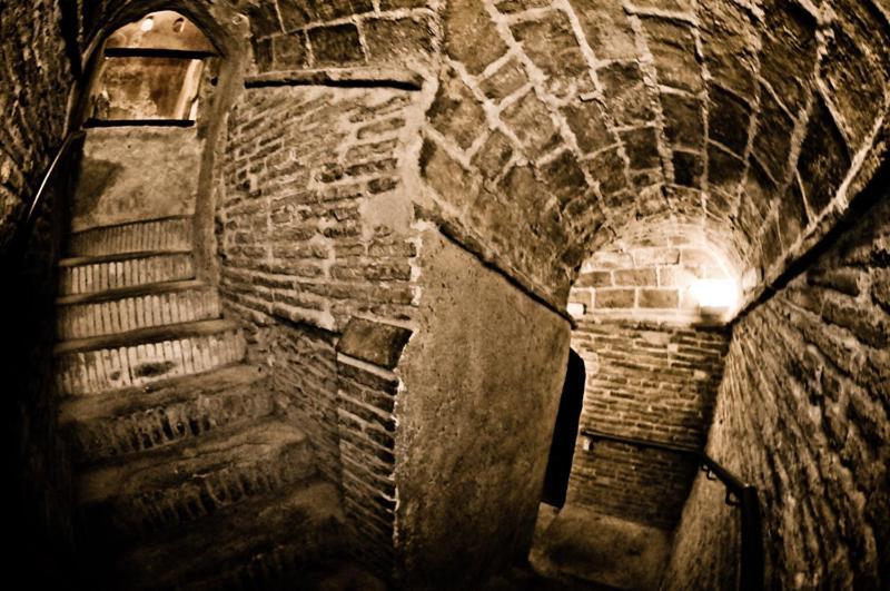 Albergue La Posada del Comendador Zaragoza Exterior foto The Catacombs of Domitilla